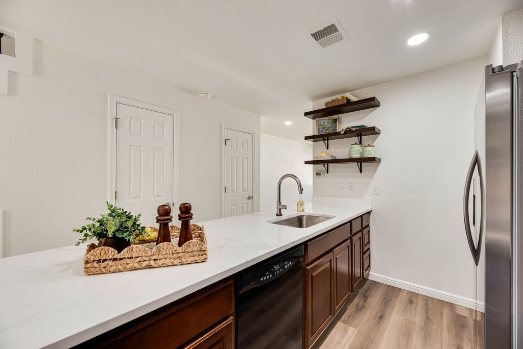 190 Merlin Way Euless TX 76039