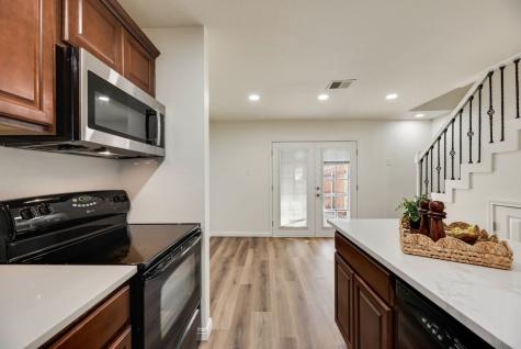 190 Merlin Way Euless TX 76039