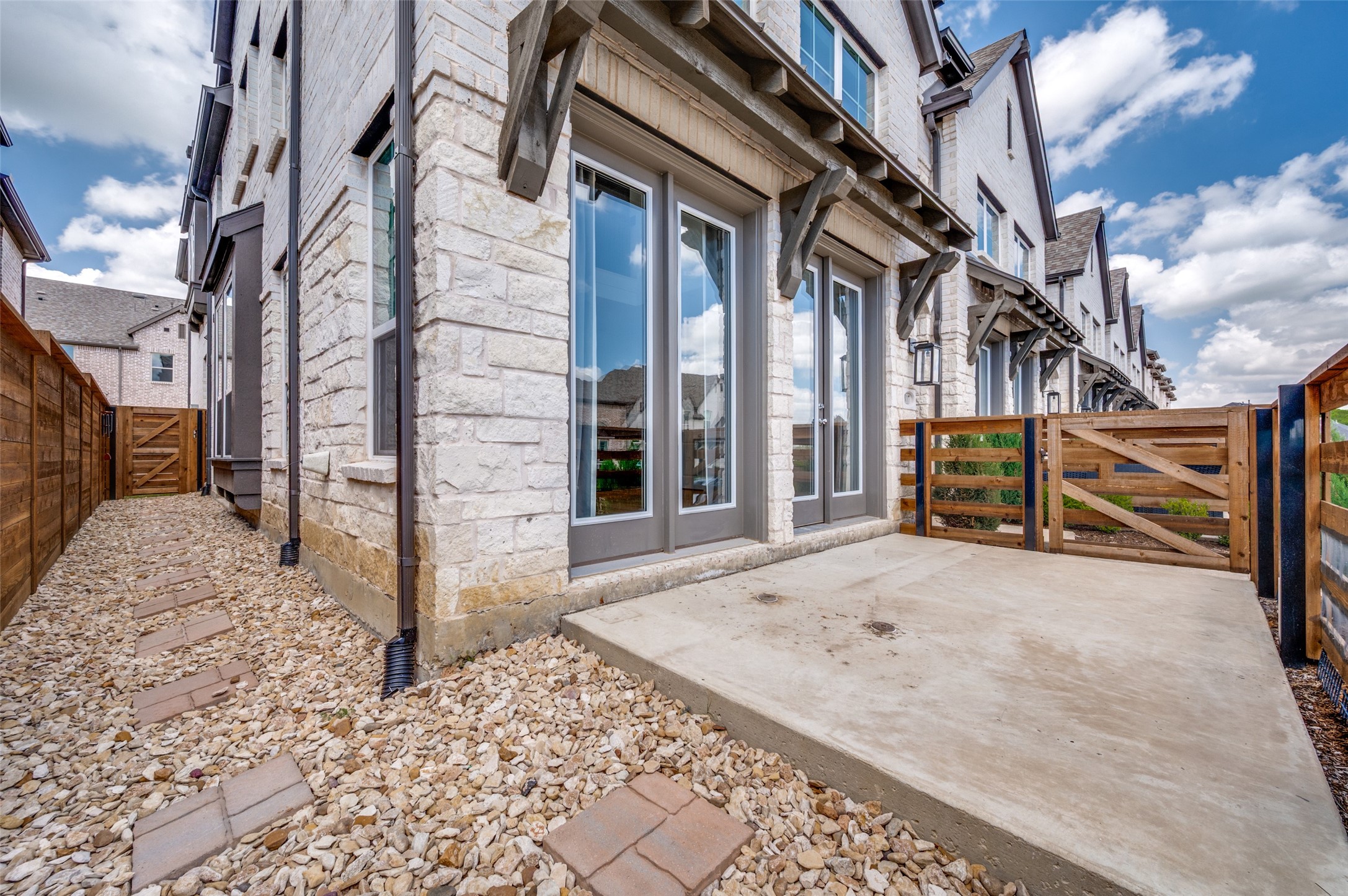 8117 Yellow Brick Pass Mckinney TX 75071