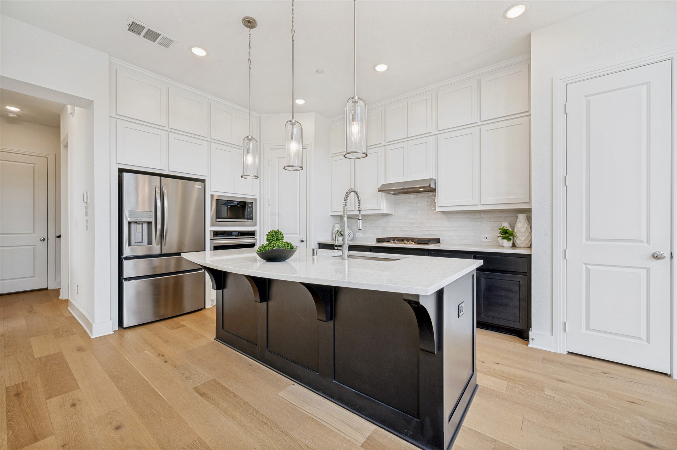 8117 Yellow Brick Pass Mckinney TX 75071
