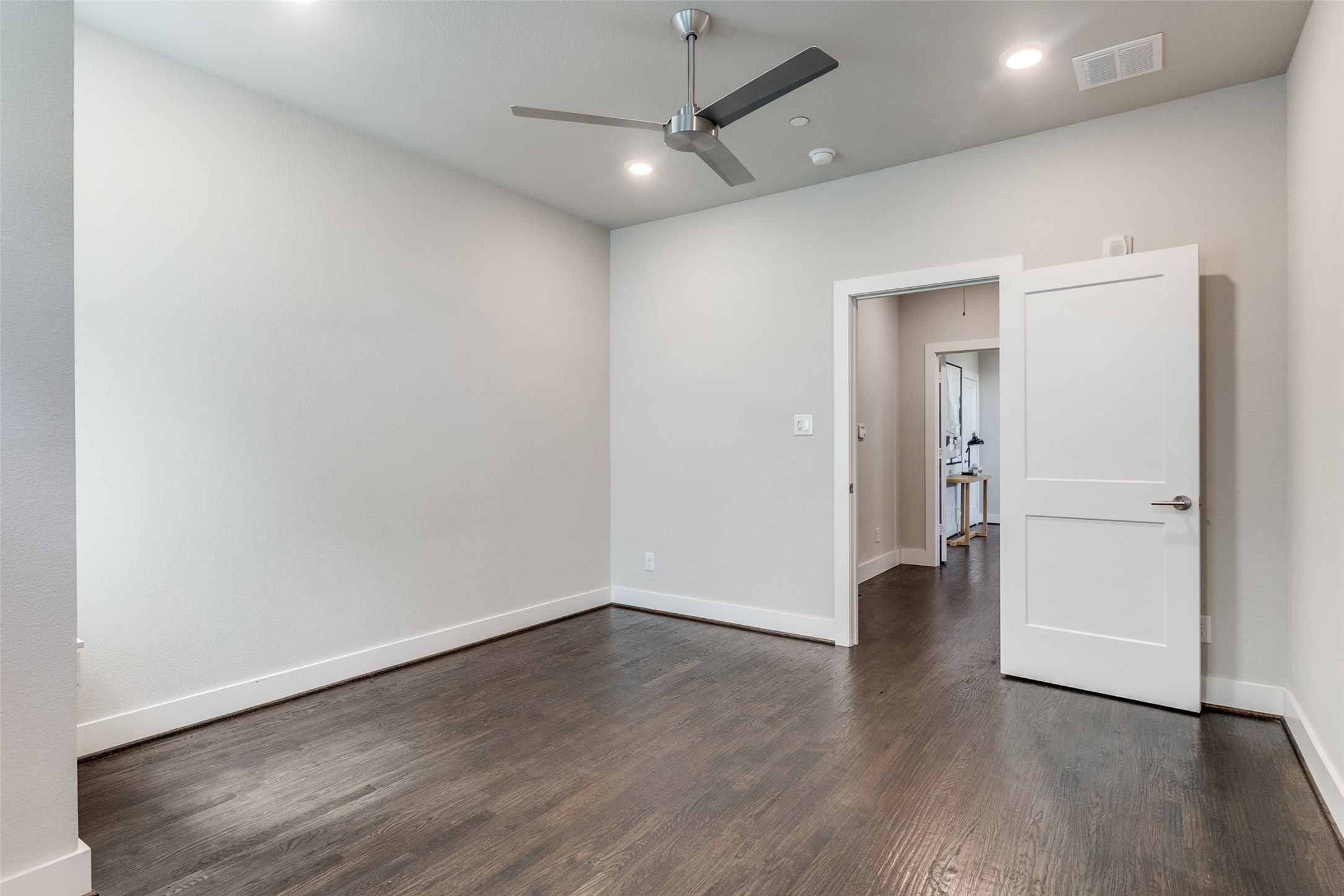 3170 Carmel Street Dallas TX 75204