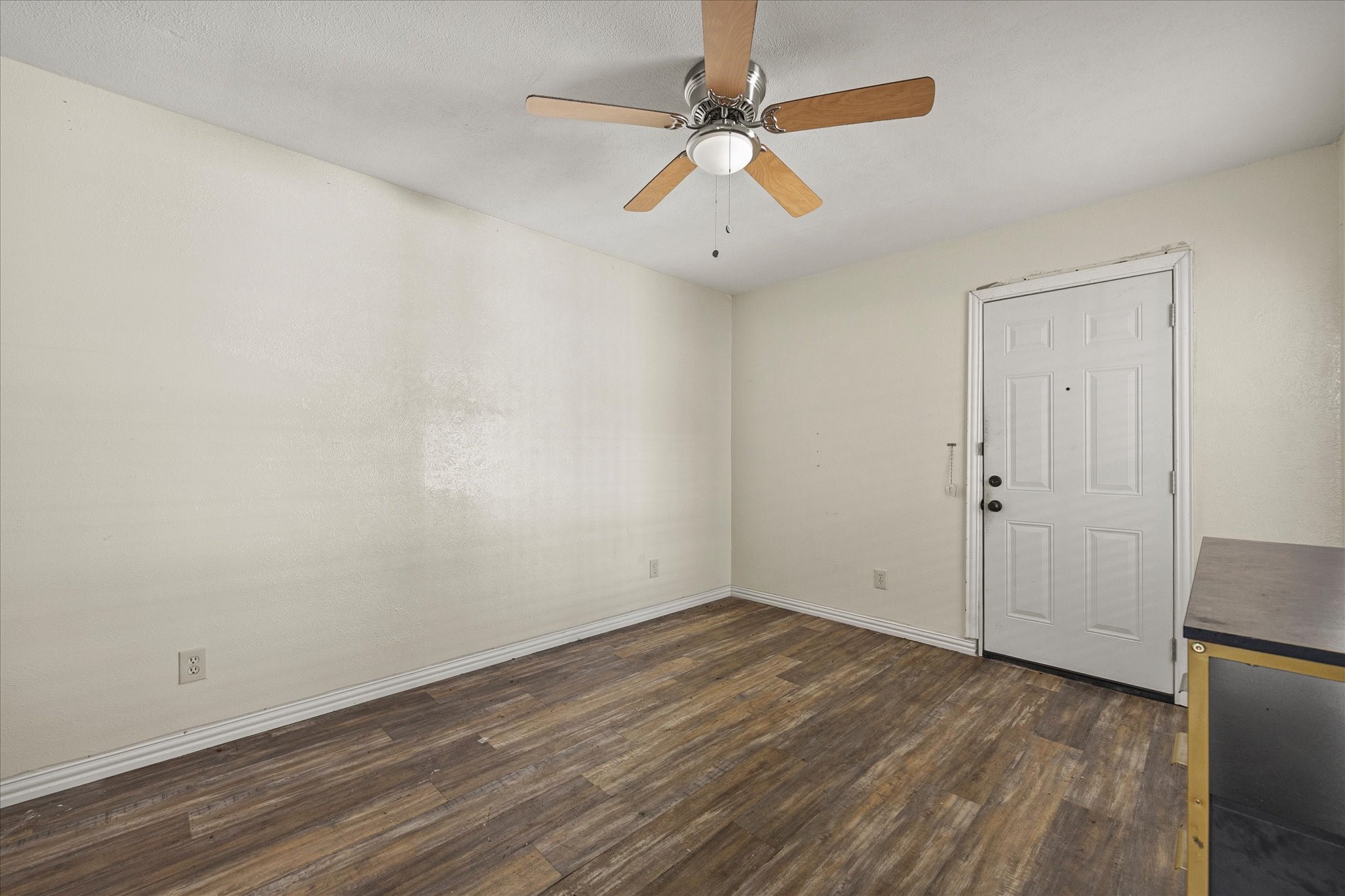 2504 Brook Hollow Court Mesquite TX 75150