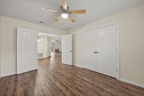 2504 Brook Hollow Court Mesquite TX 75150
