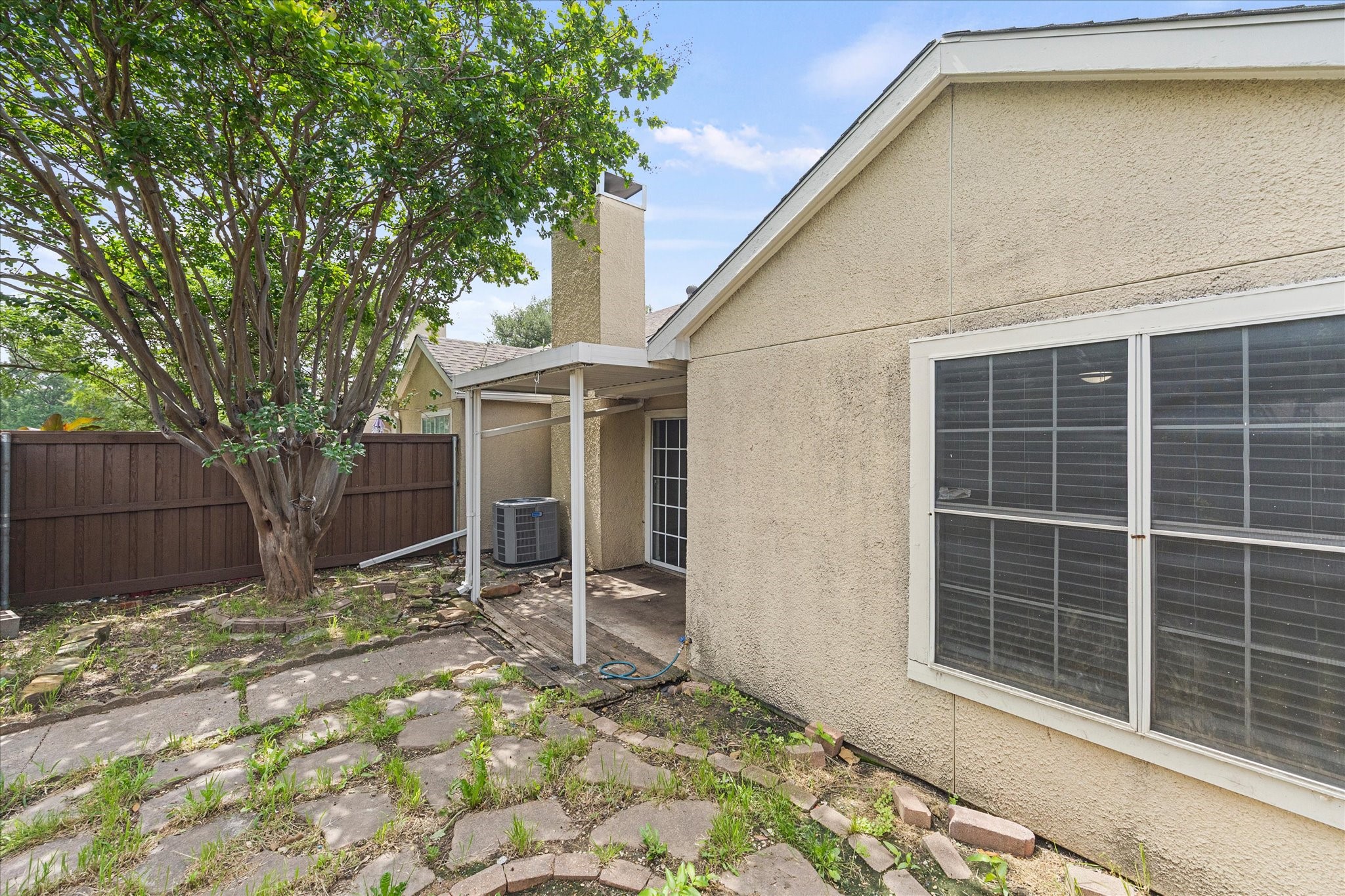 2504 Brook Hollow Court Mesquite TX 75150