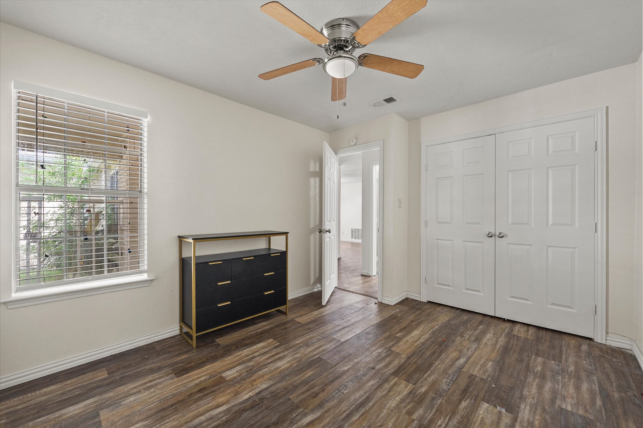 2504 Brook Hollow Court Mesquite TX 75150