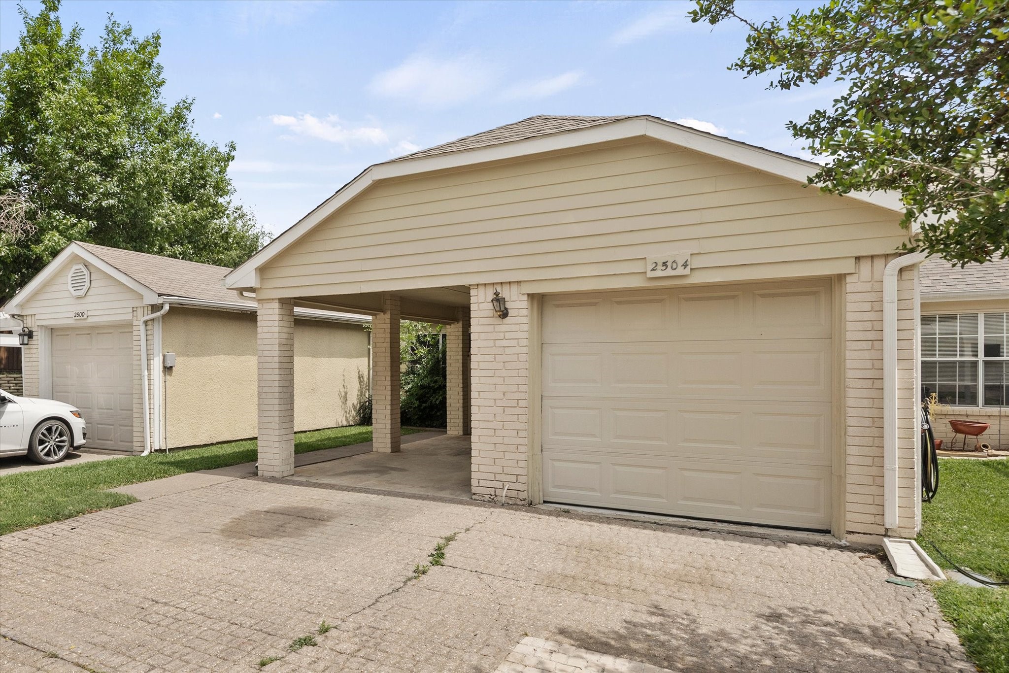 2504 Brook Hollow Court Mesquite TX 75150