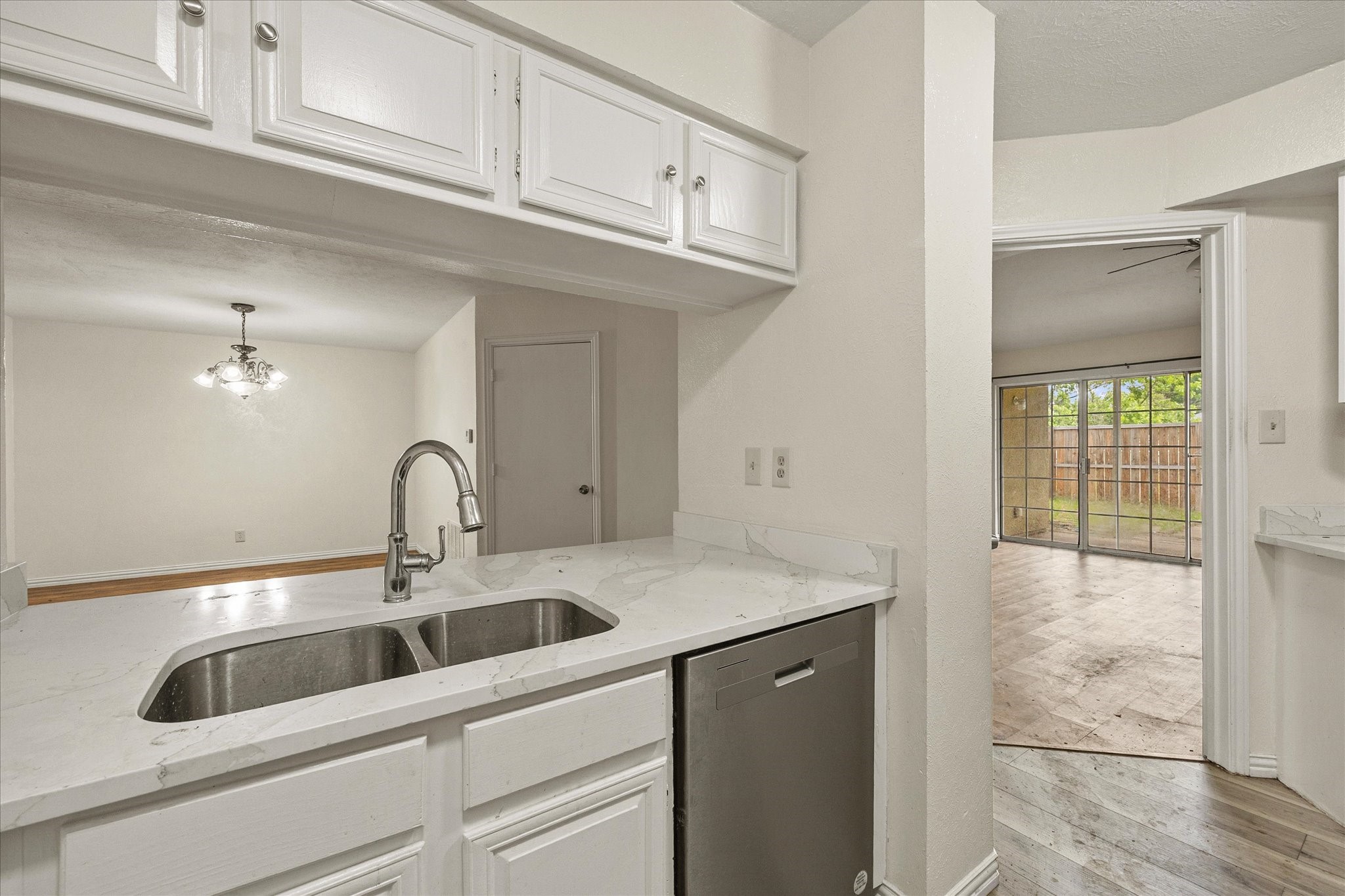 2504 Brook Hollow Court Mesquite TX 75150