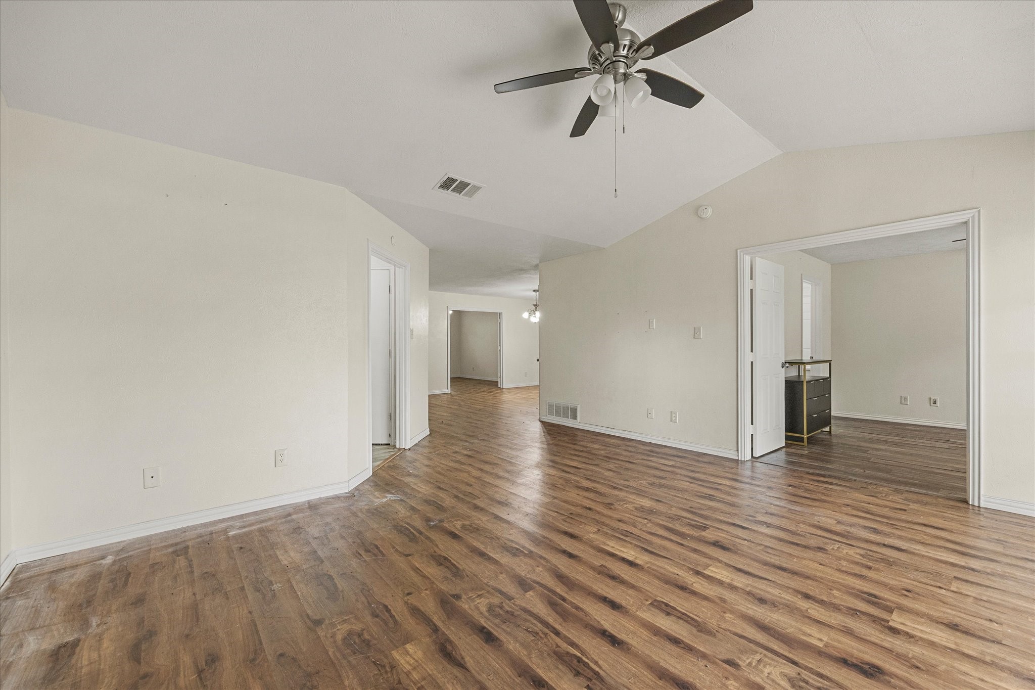 2504 Brook Hollow Court Mesquite TX 75150