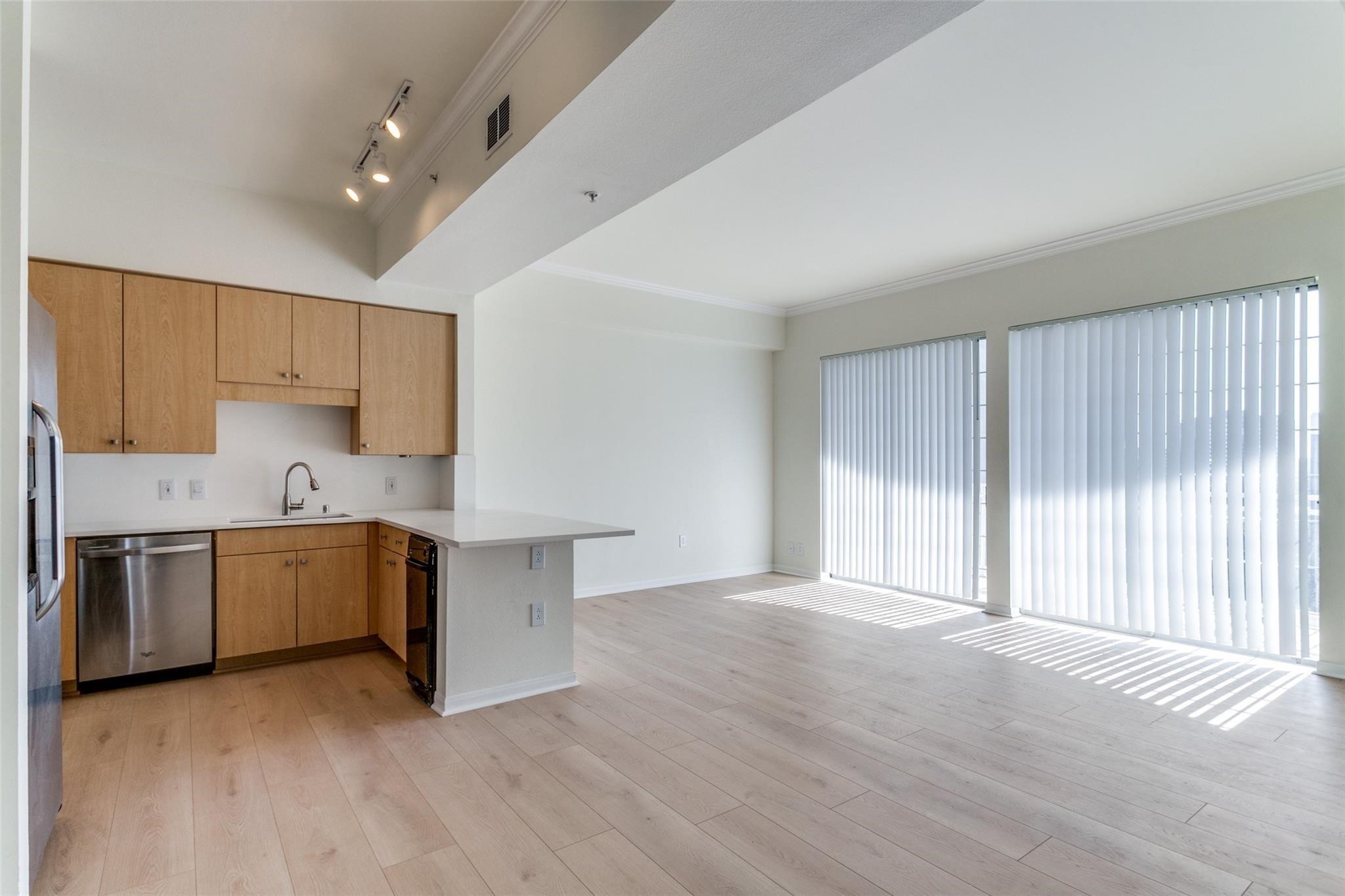 3225 Turtle Creek Boulevard Dallas TX 75219