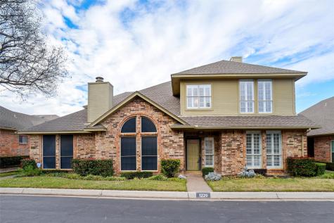 1229 Wooded Trail Hurst TX 76053