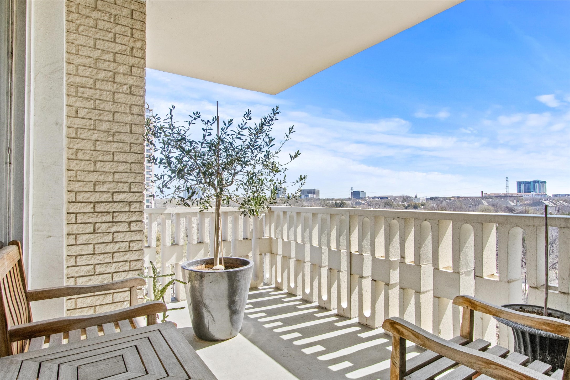 3701 Turtle Creek Boulevard Dallas TX 75219