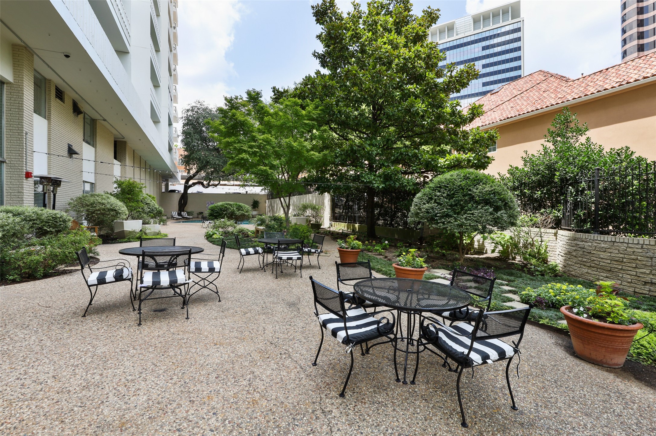 3701 Turtle Creek Boulevard Dallas TX 75219