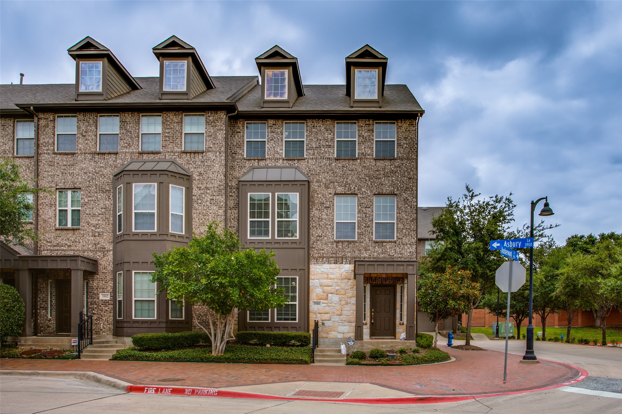 3900 Asbury Lane Addison TX 75001