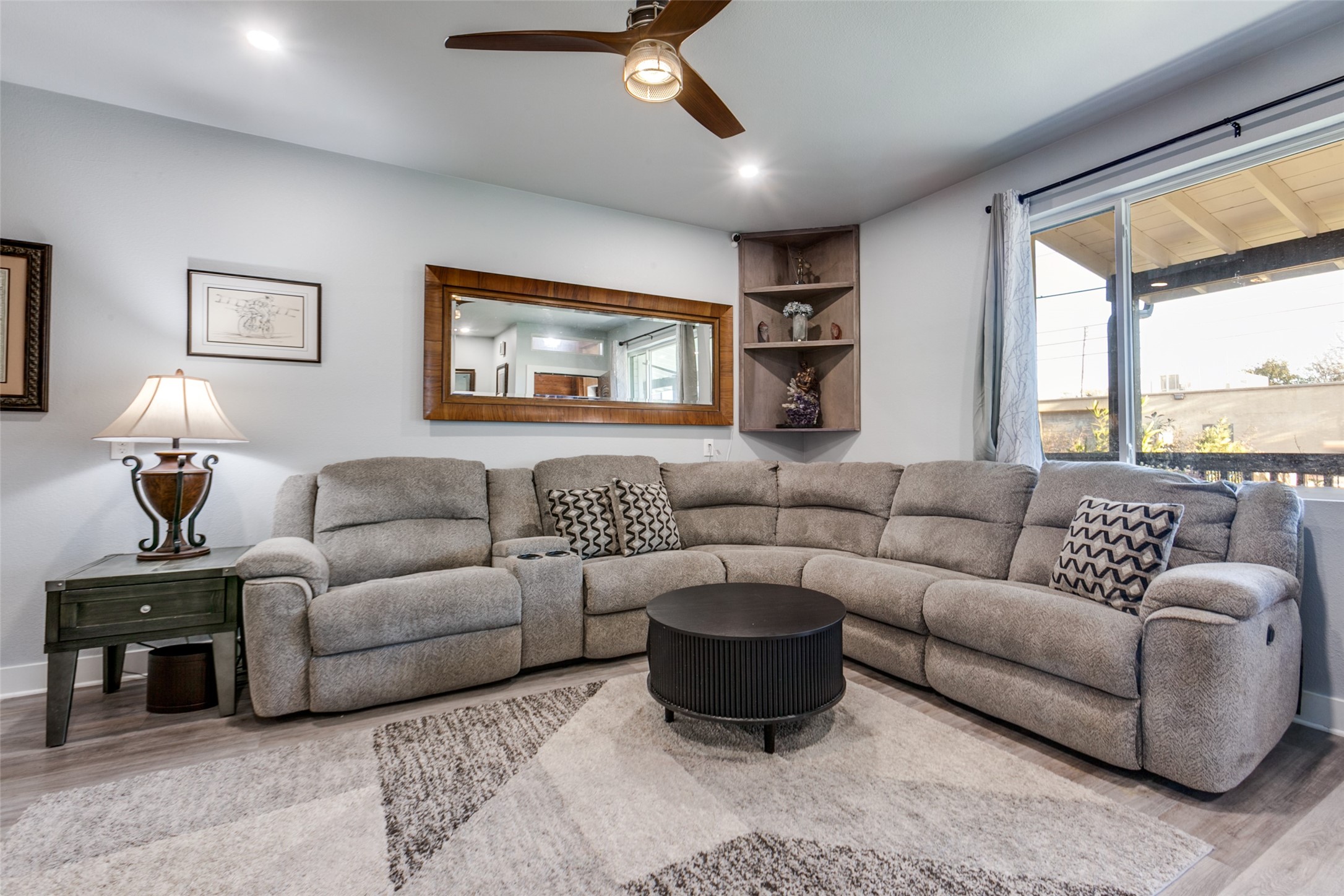 1529 Seegar Street Dallas TX 75215