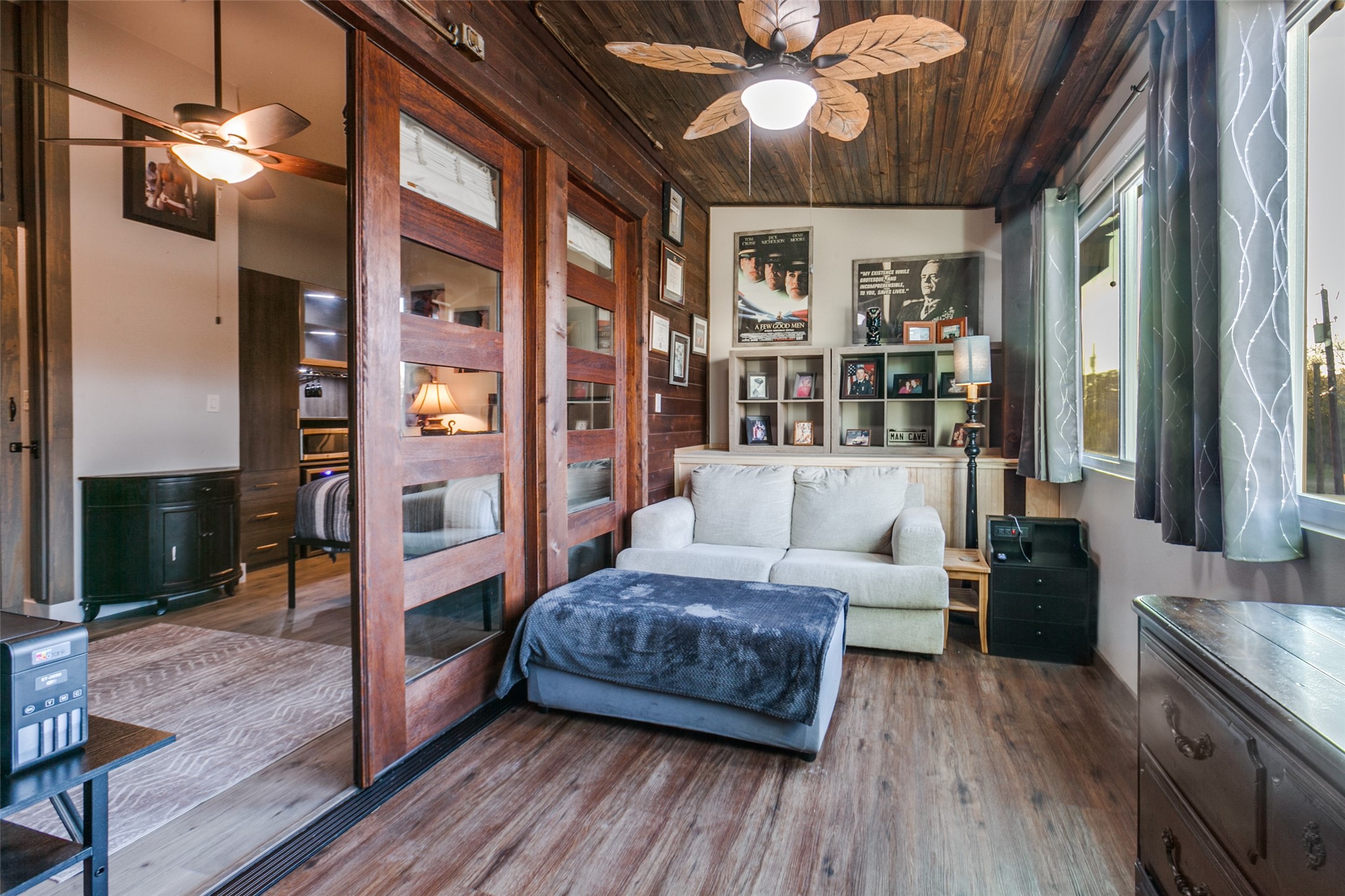 1529 Seegar Street Dallas TX 75215