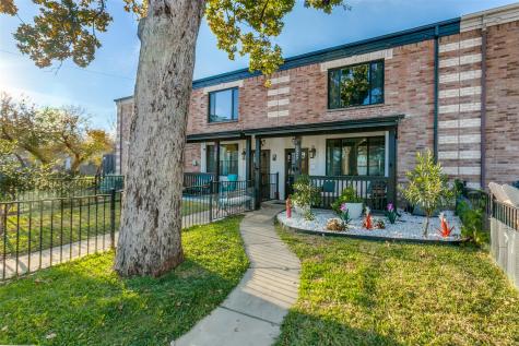 1529 Seegar Street Dallas TX 75215