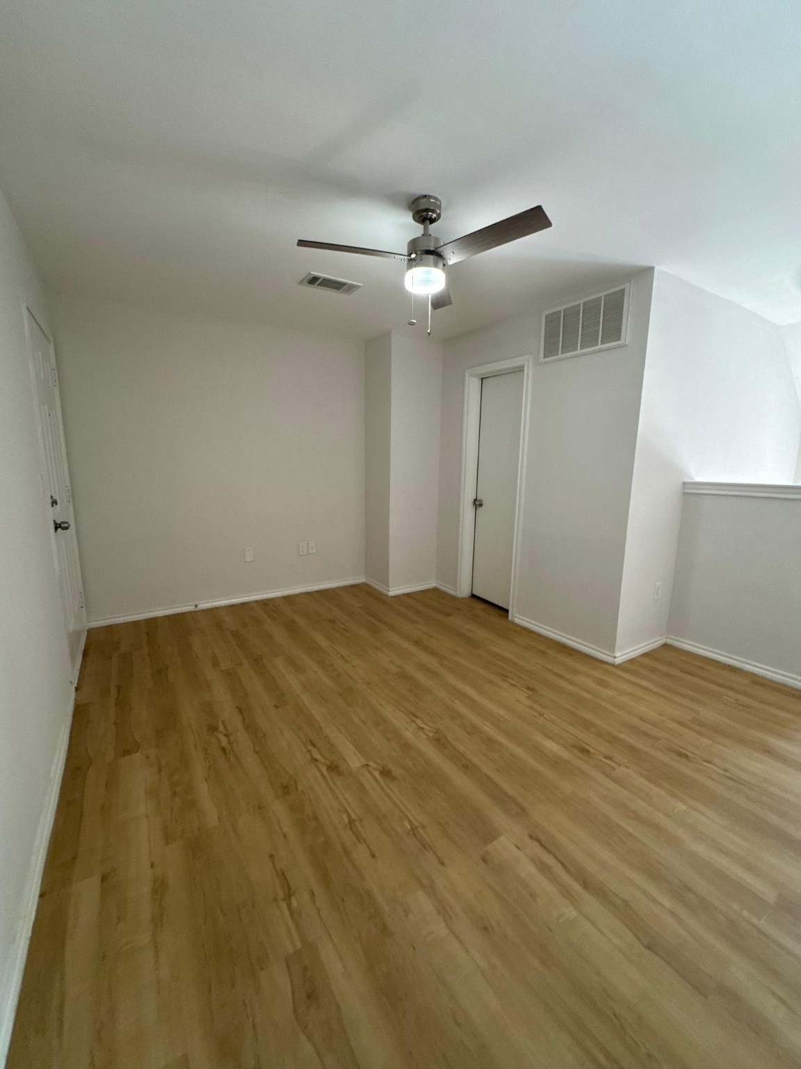 9837 Walnut Street Dallas TX 75243