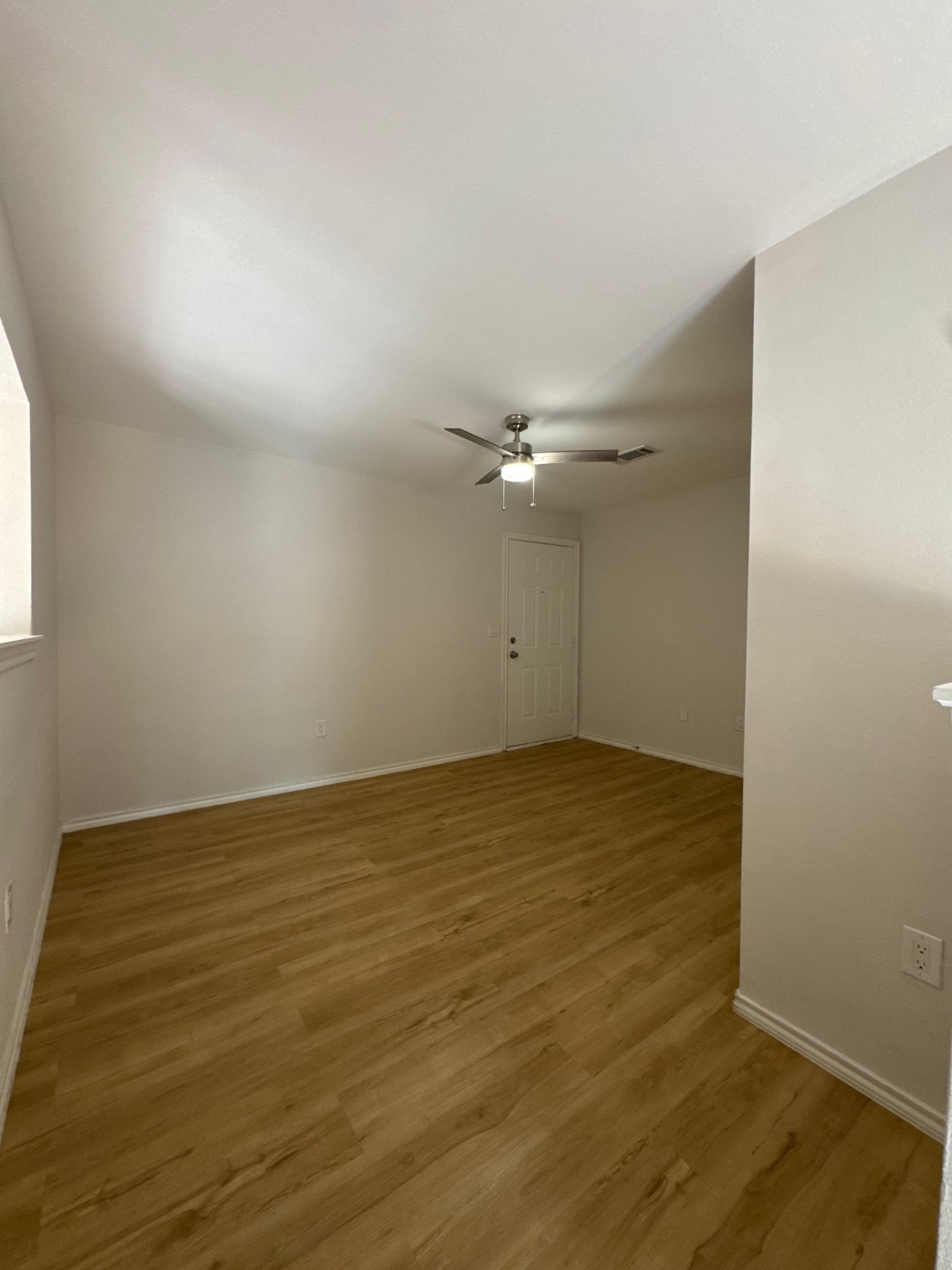 9837 Walnut Street Dallas TX 75243