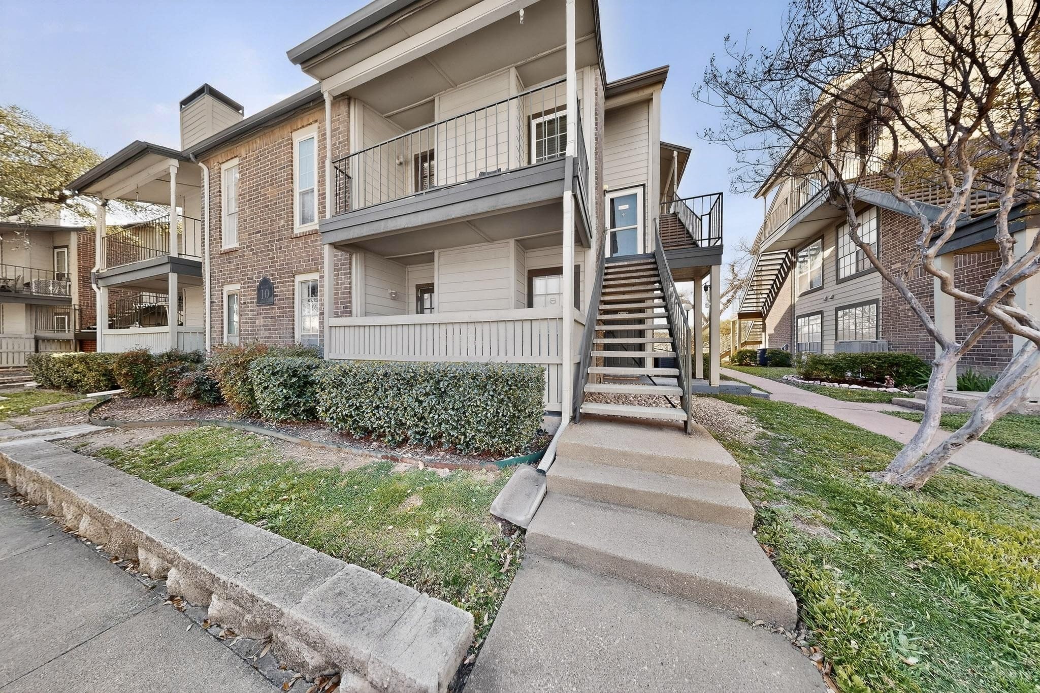 5981 Arapaho Road Dallas TX 75248