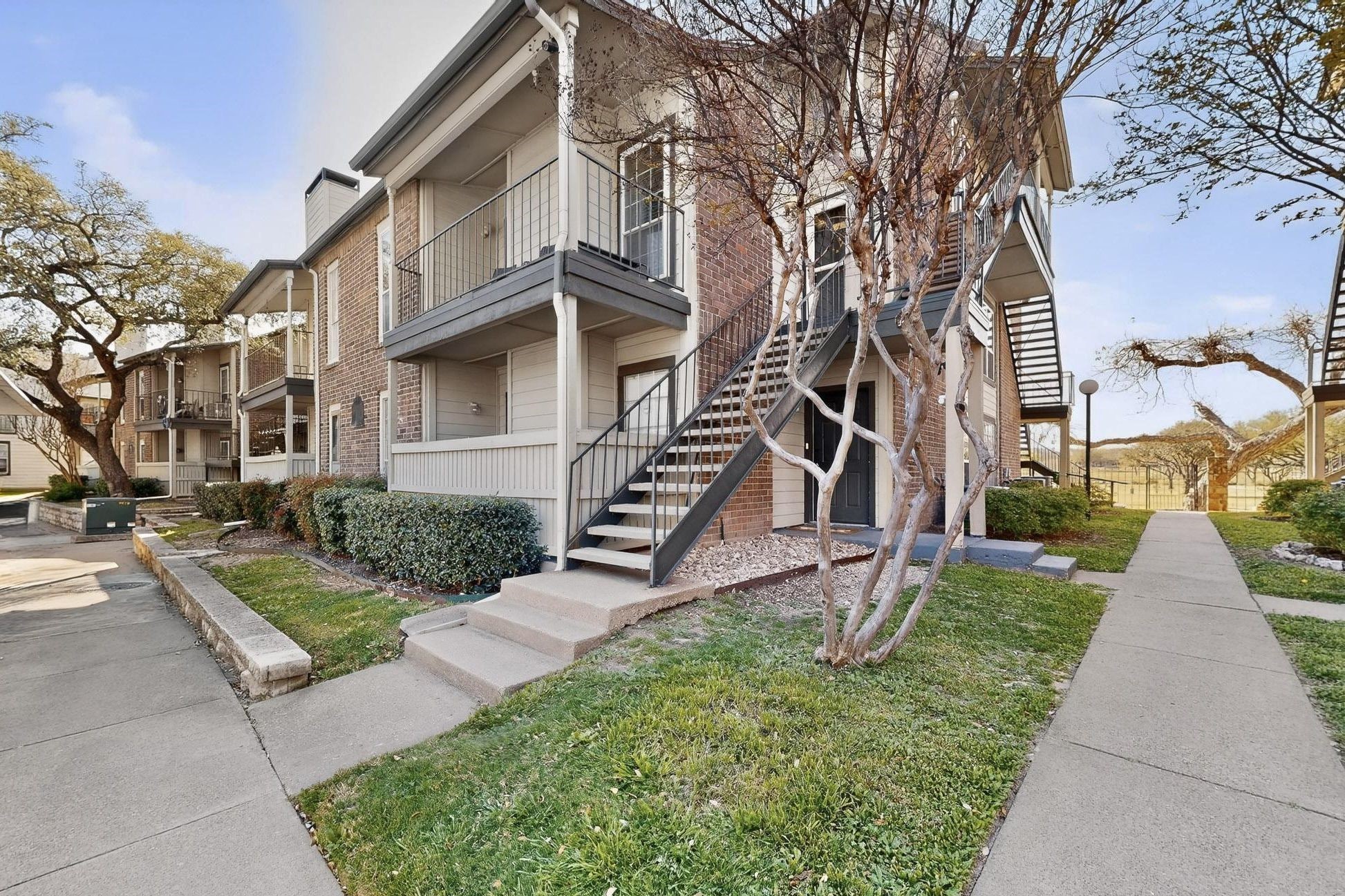 5981 Arapaho Road Dallas TX 75248