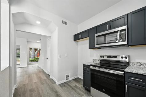 9910 Royal Lane Dallas TX 75231