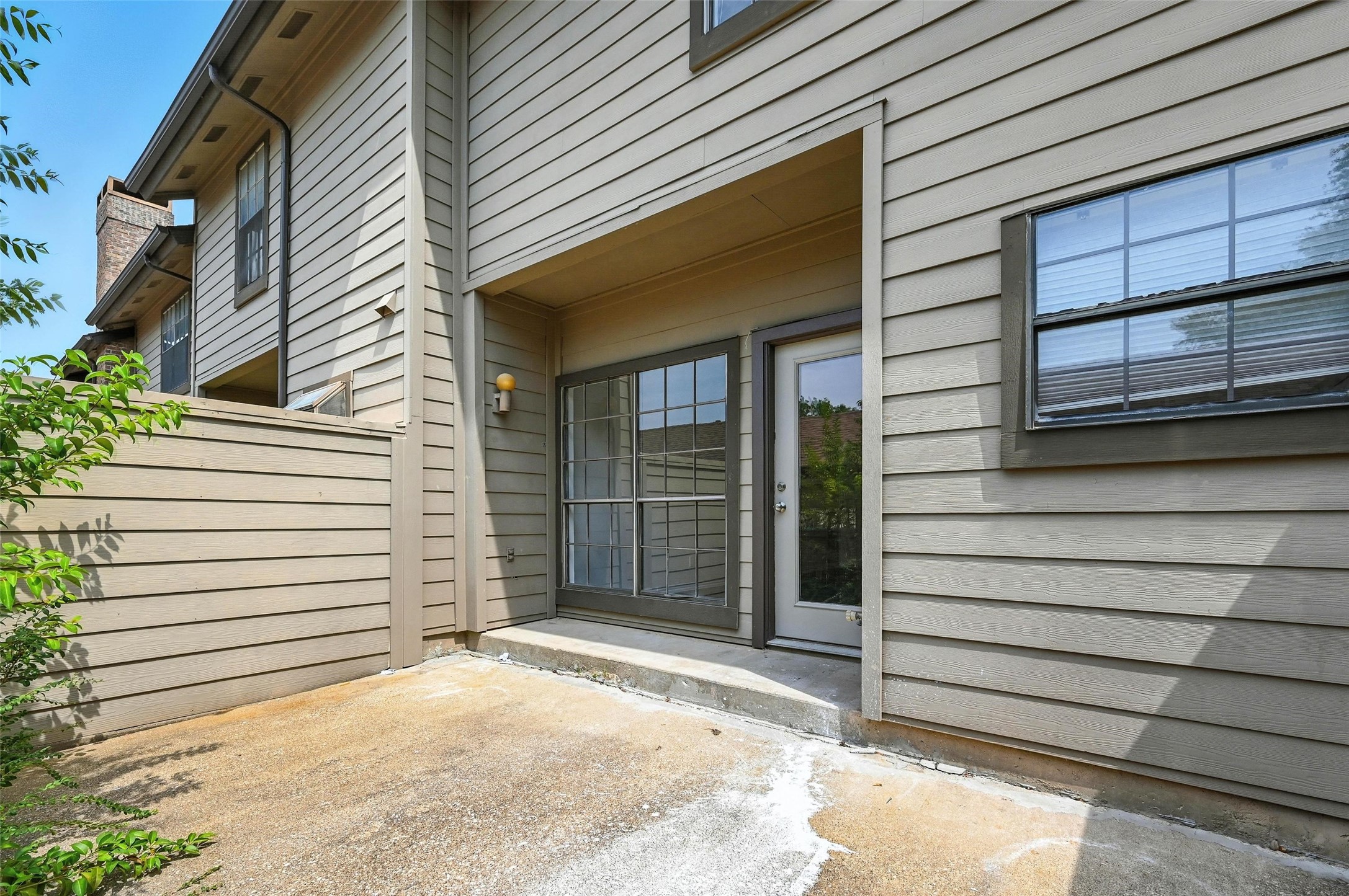 9910 Royal Lane Dallas TX 75231