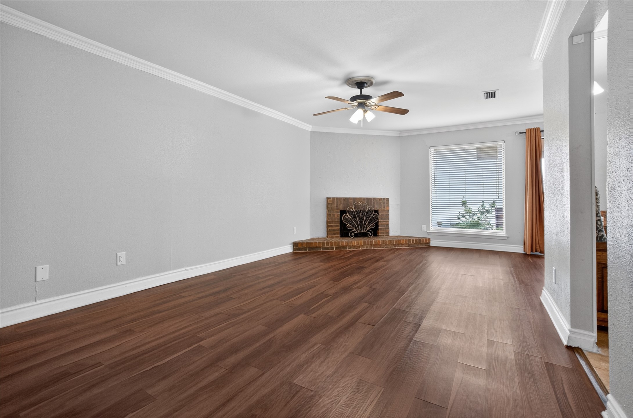 3136 Pin Oak Court Farmers Branch TX 75234