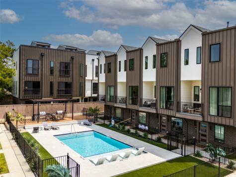 4517 Munger Avenue Dallas TX 75204