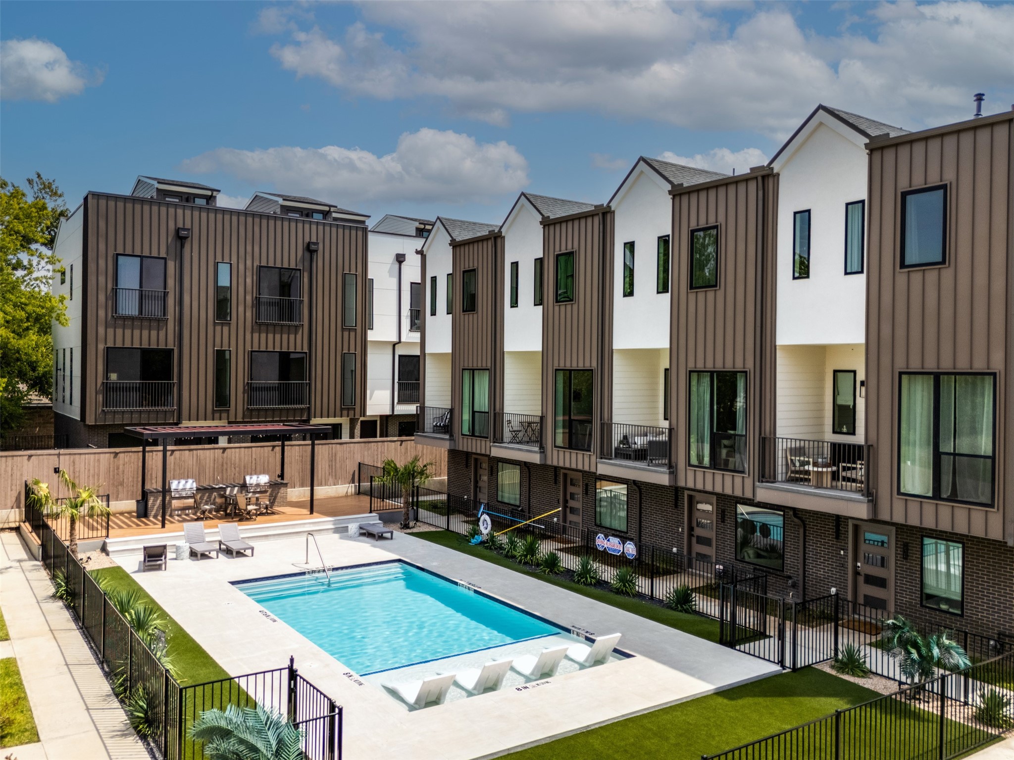 4517 Munger Avenue Dallas TX 75204