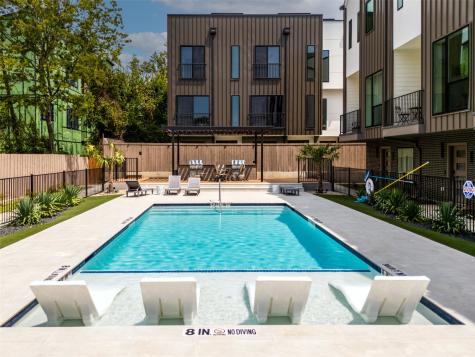 4517 Munger Avenue Dallas TX 75204