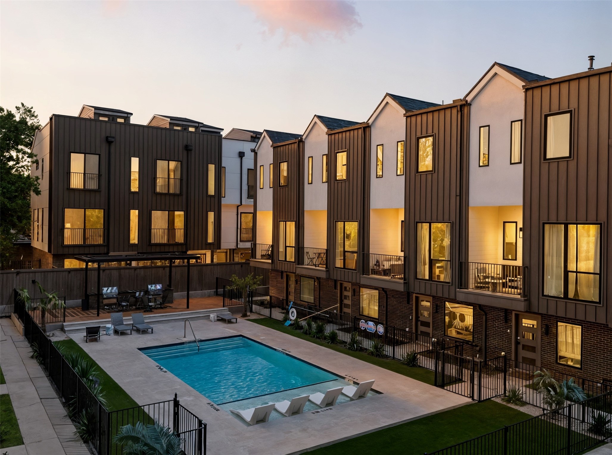 4517 Munger Avenue Dallas TX 75204