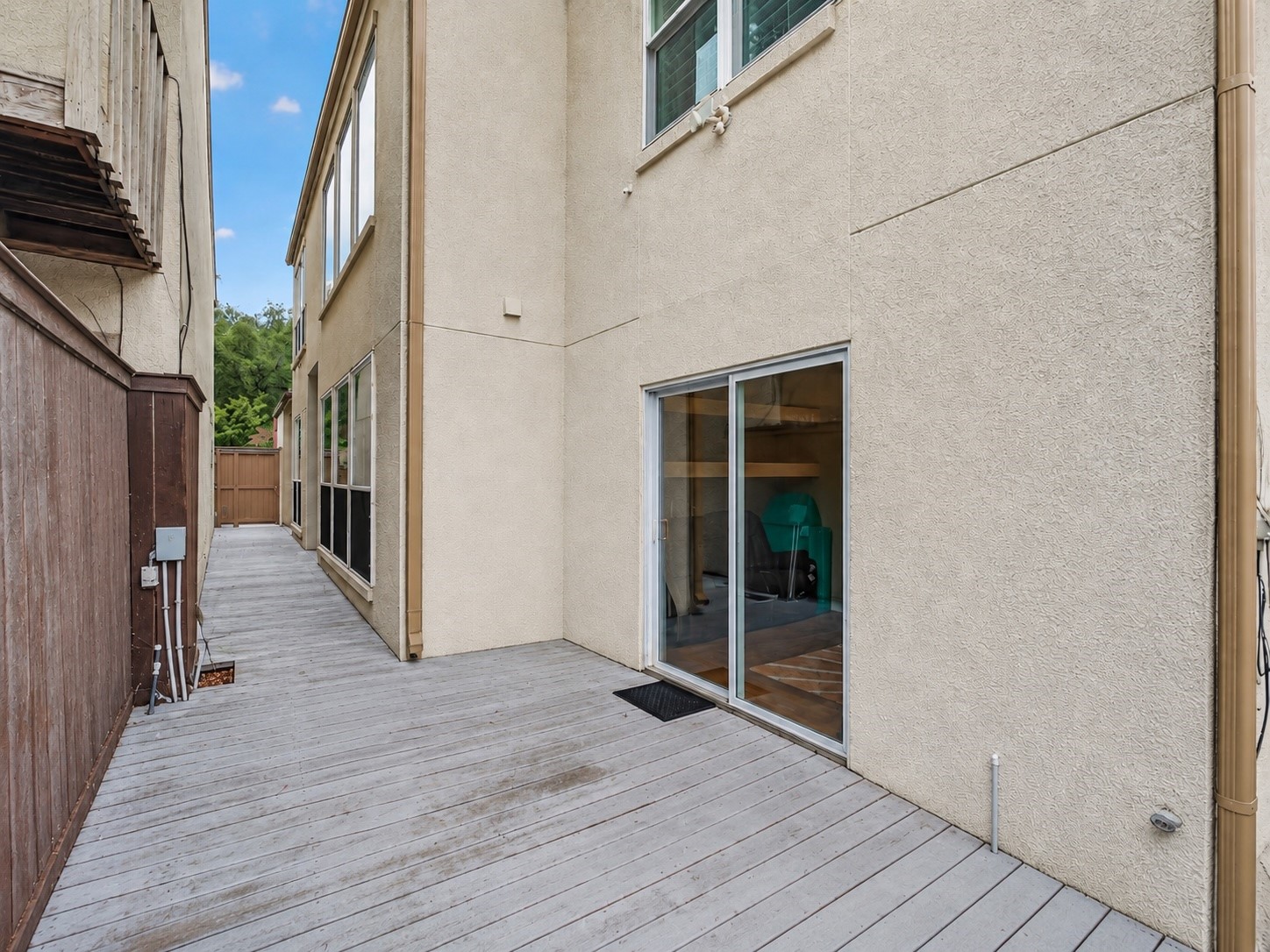 6353 Southpoint Drive Dallas TX 75248