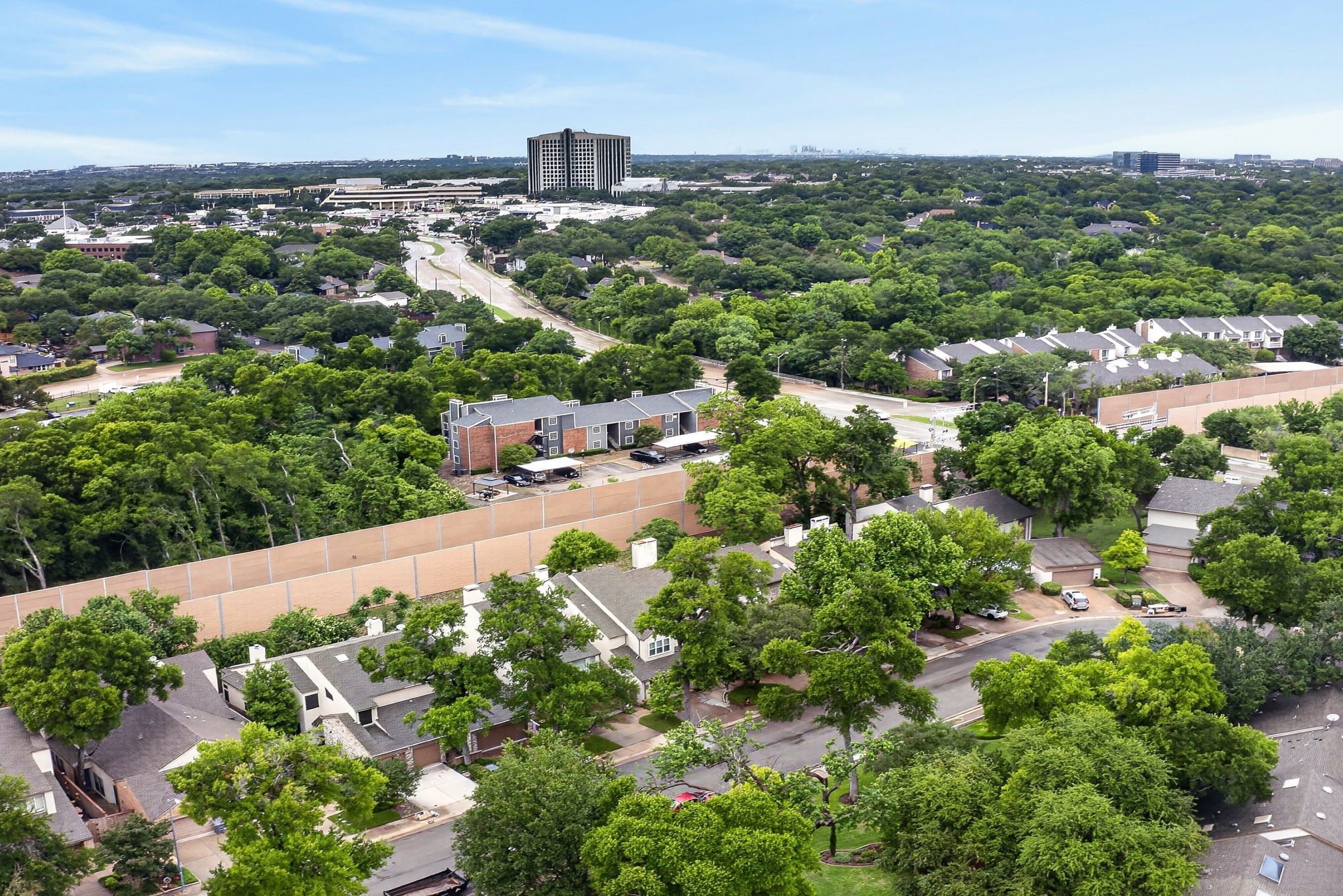 6353 Southpoint Drive Dallas TX 75248