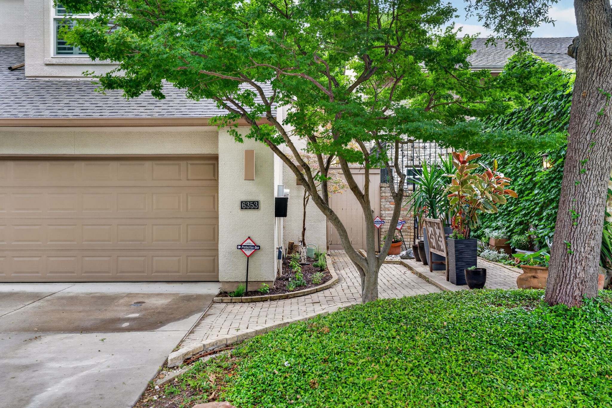 6353 Southpoint Drive Dallas TX 75248