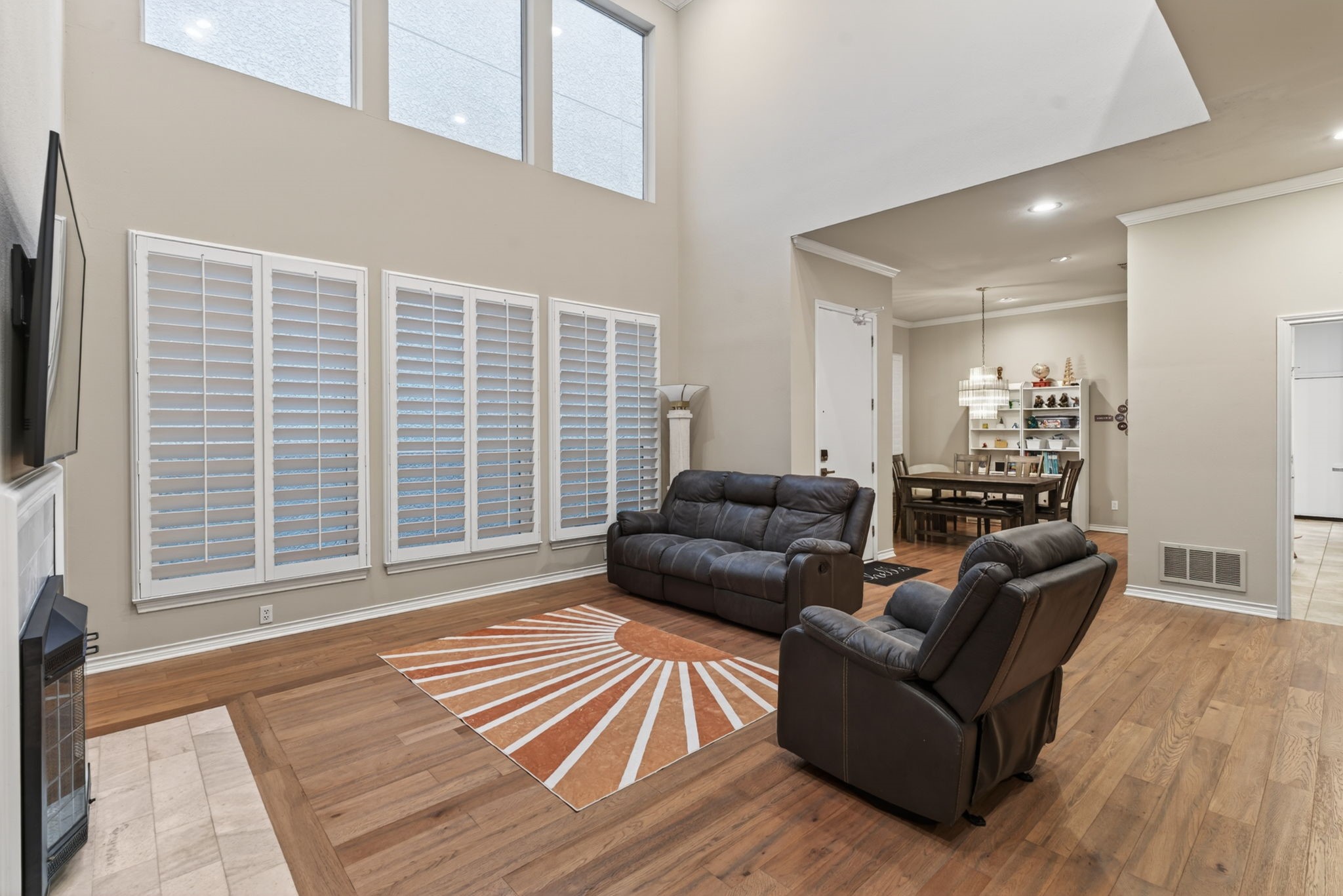 6353 Southpoint Drive Dallas TX 75248