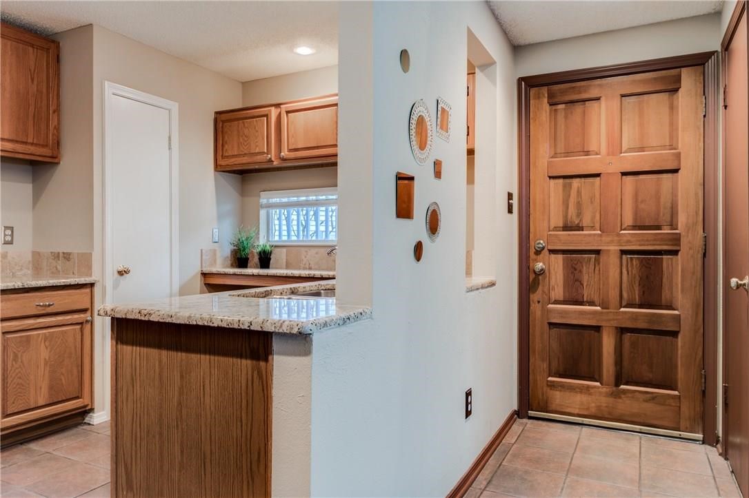 647 Cimarron Trail Irving TX 75063