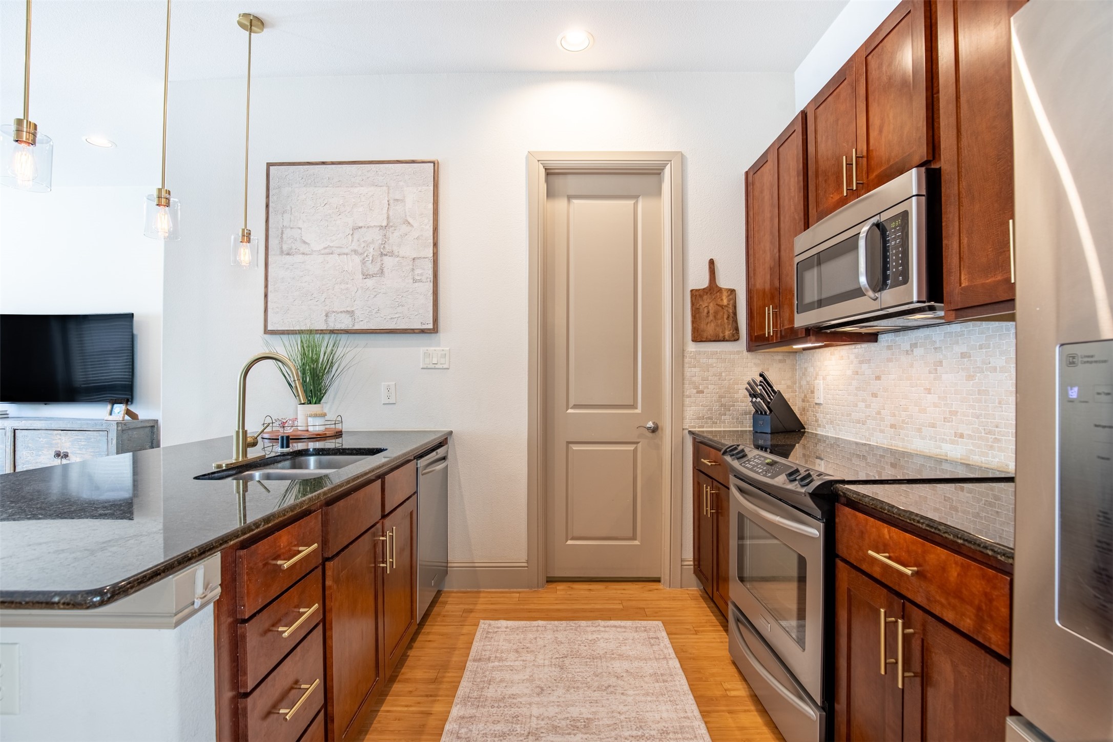5916 Hudson Street Dallas TX 75206