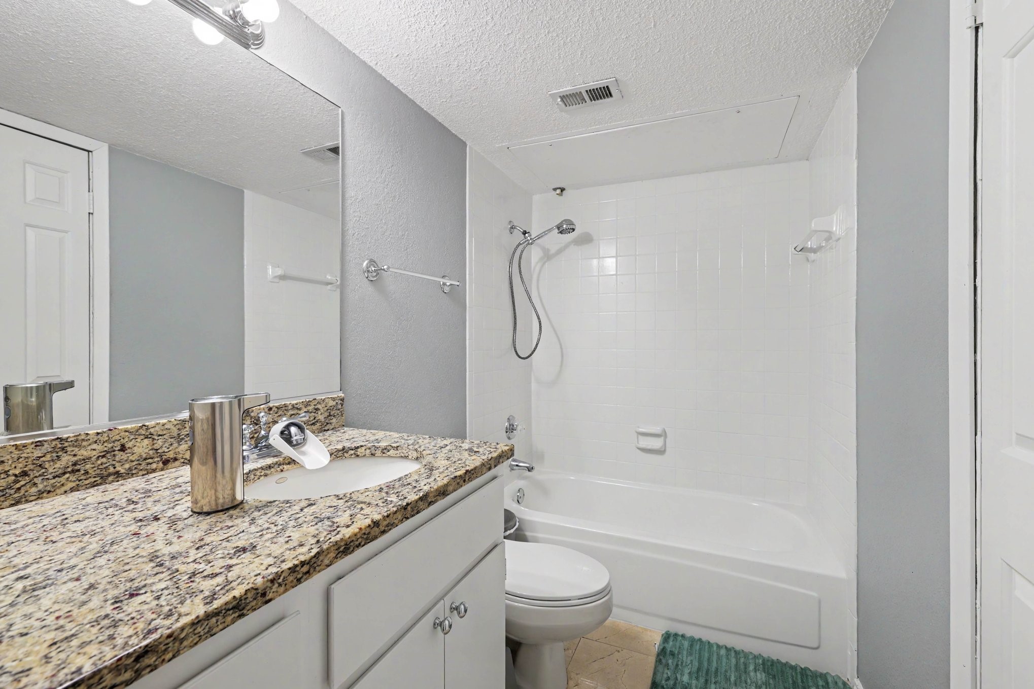 4102 Buena Vista Street Dallas TX 75204