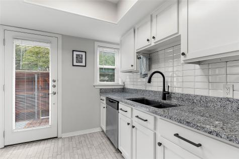 6422 Bordeaux Avenue Dallas TX 75209