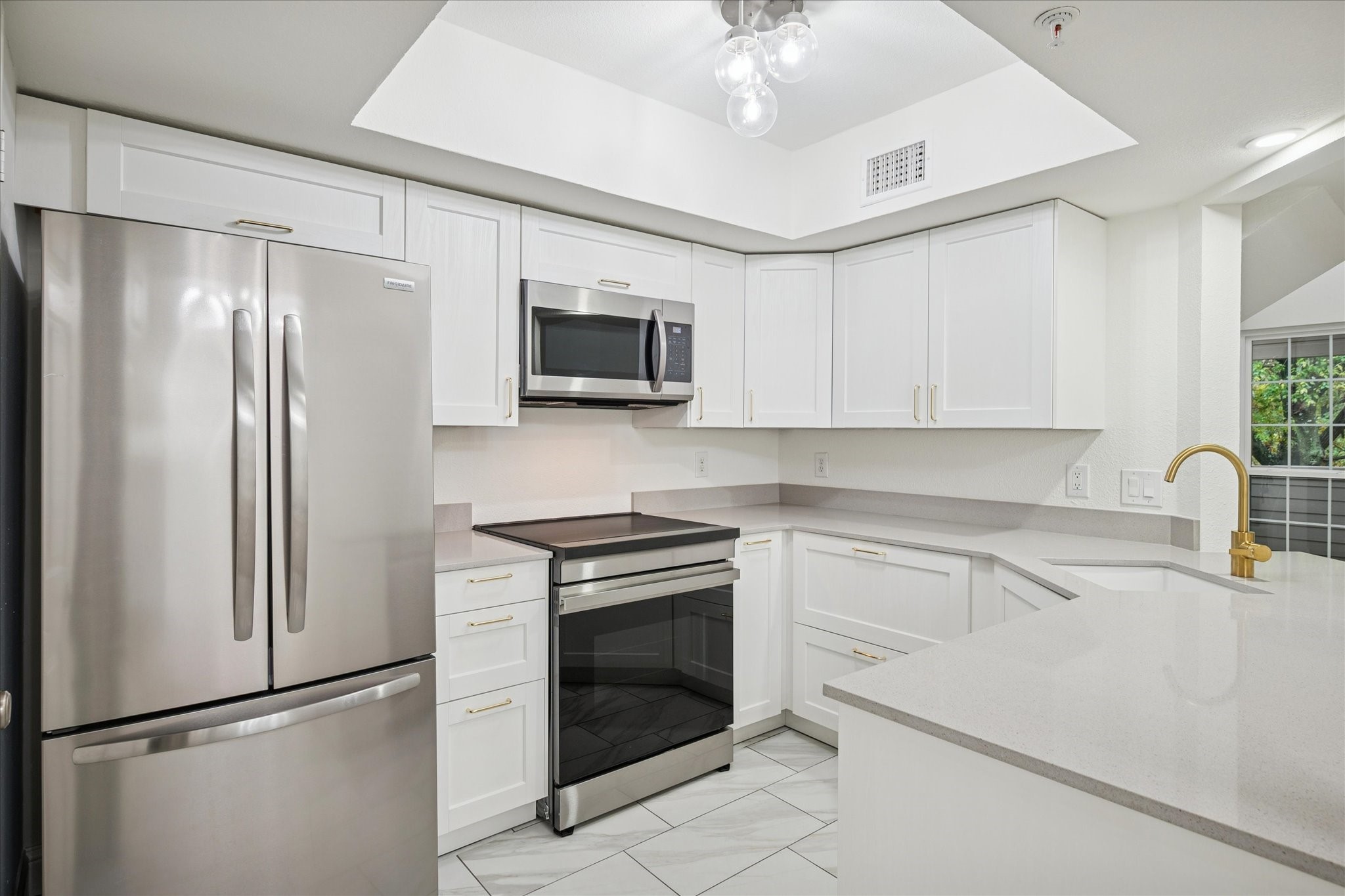 5565 Preston Oaks Road Dallas TX 75254
