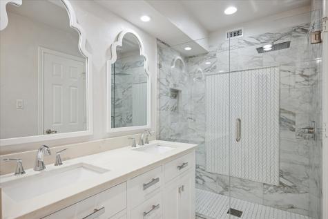5565 Preston Oaks Road Dallas TX 75254