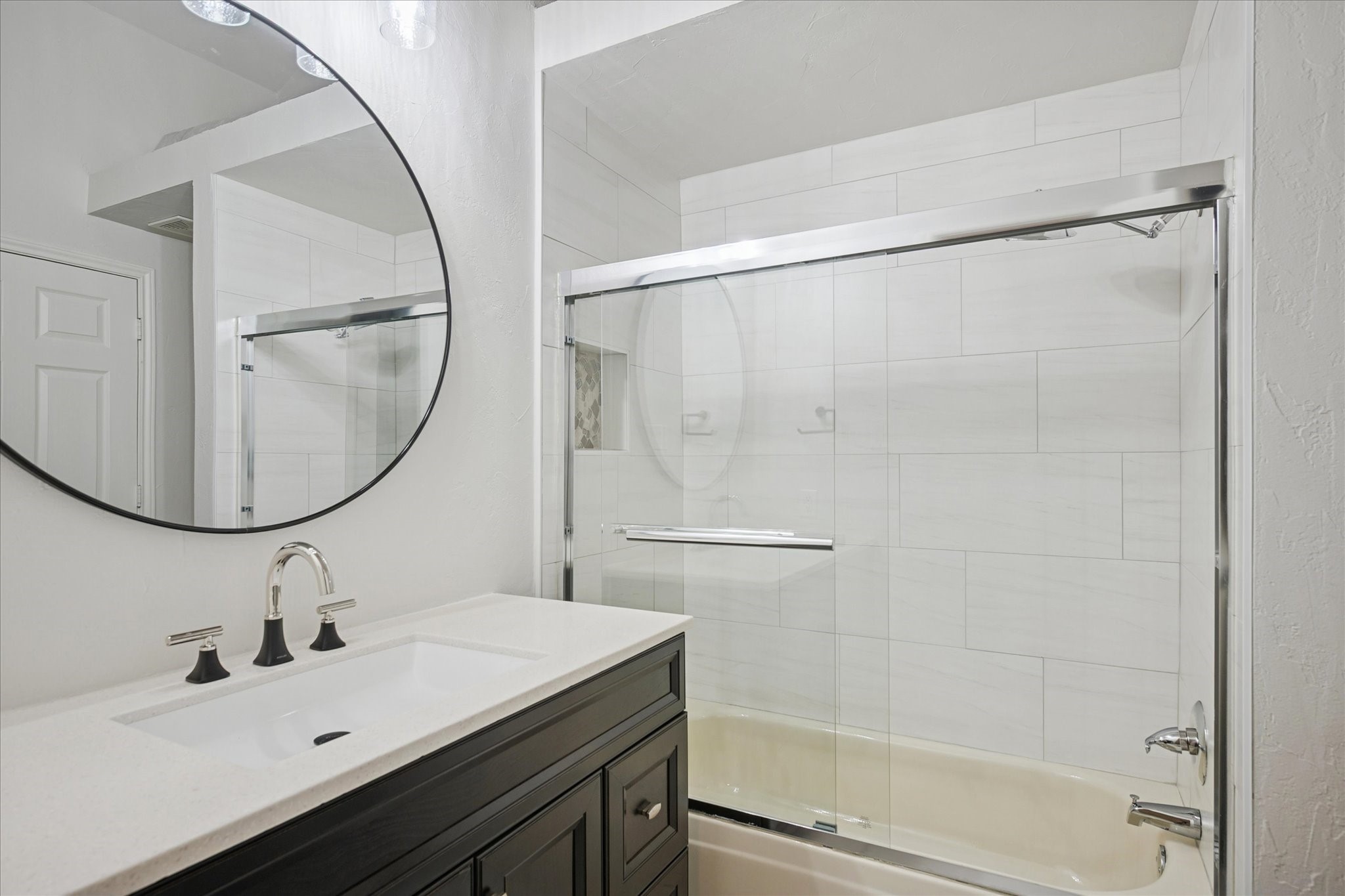 5565 Preston Oaks Road Dallas TX 75254