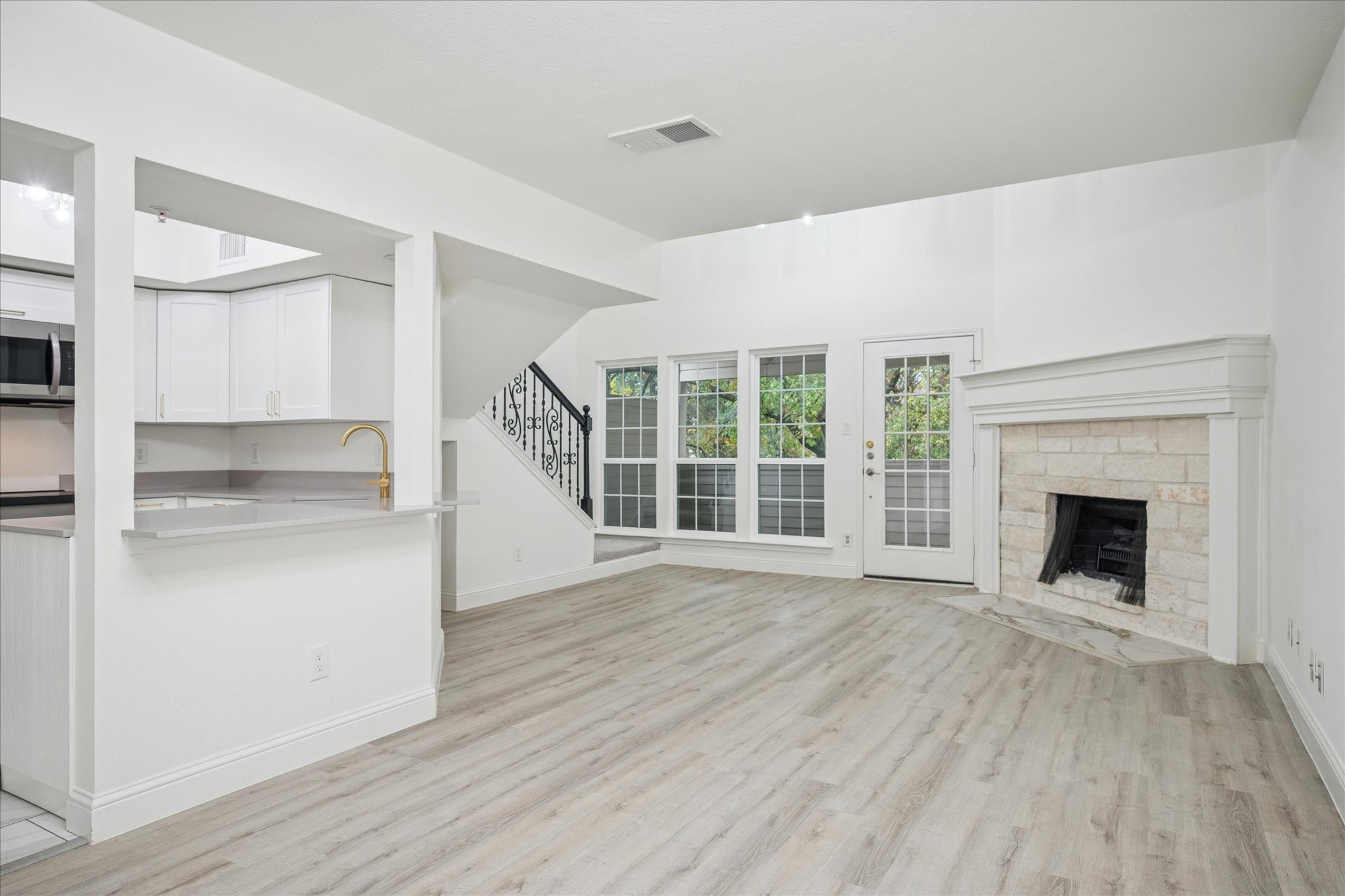 5565 Preston Oaks Road Dallas TX 75254