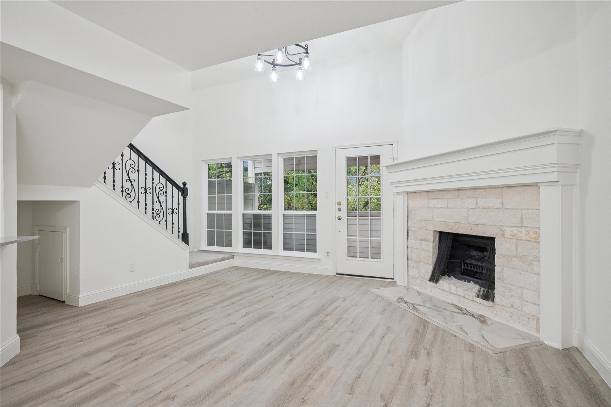 5565 Preston Oaks Road Dallas TX 75254