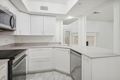 5565 Preston Oaks Road Dallas TX 75254