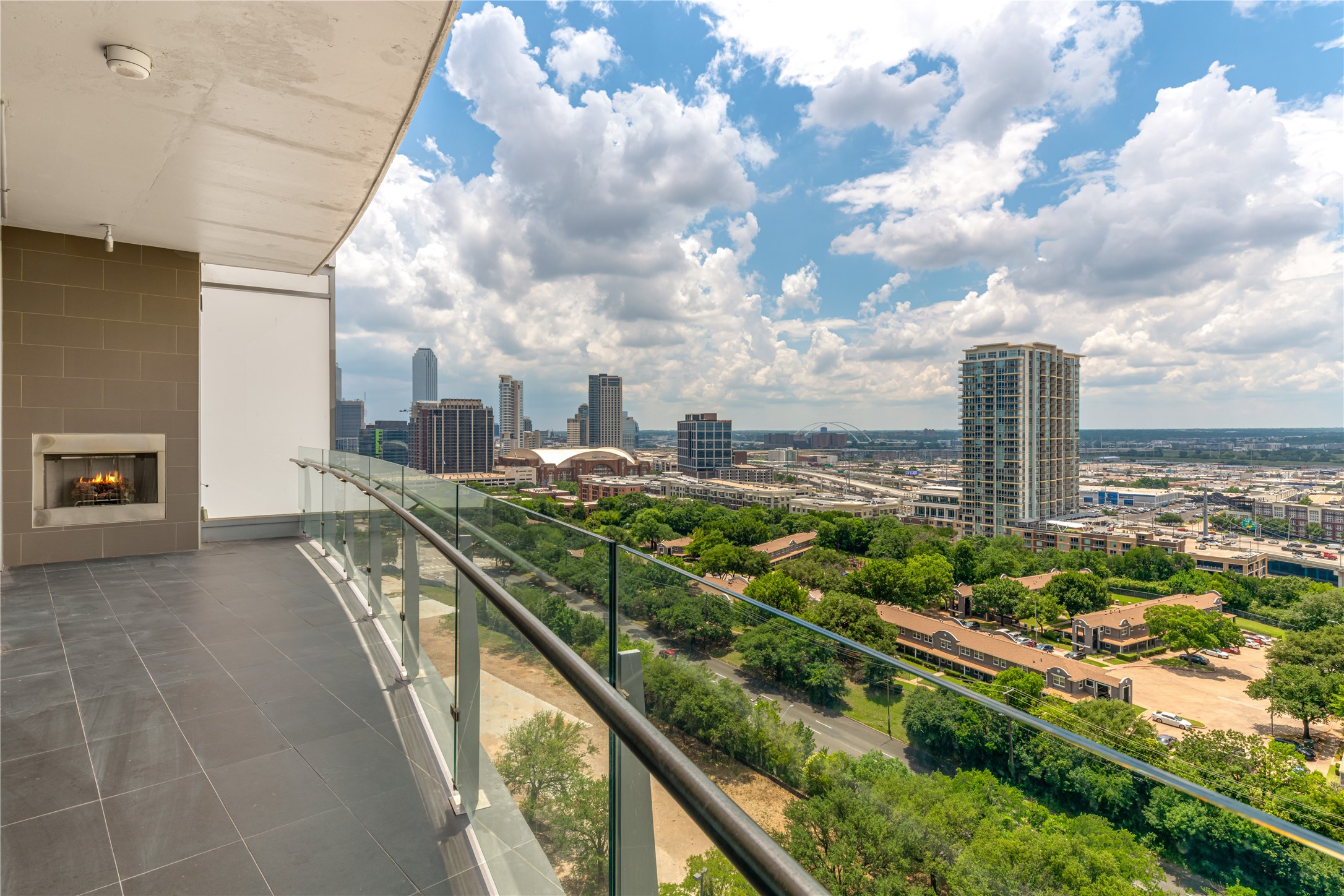 3130 N Harwood Dallas TX 75201