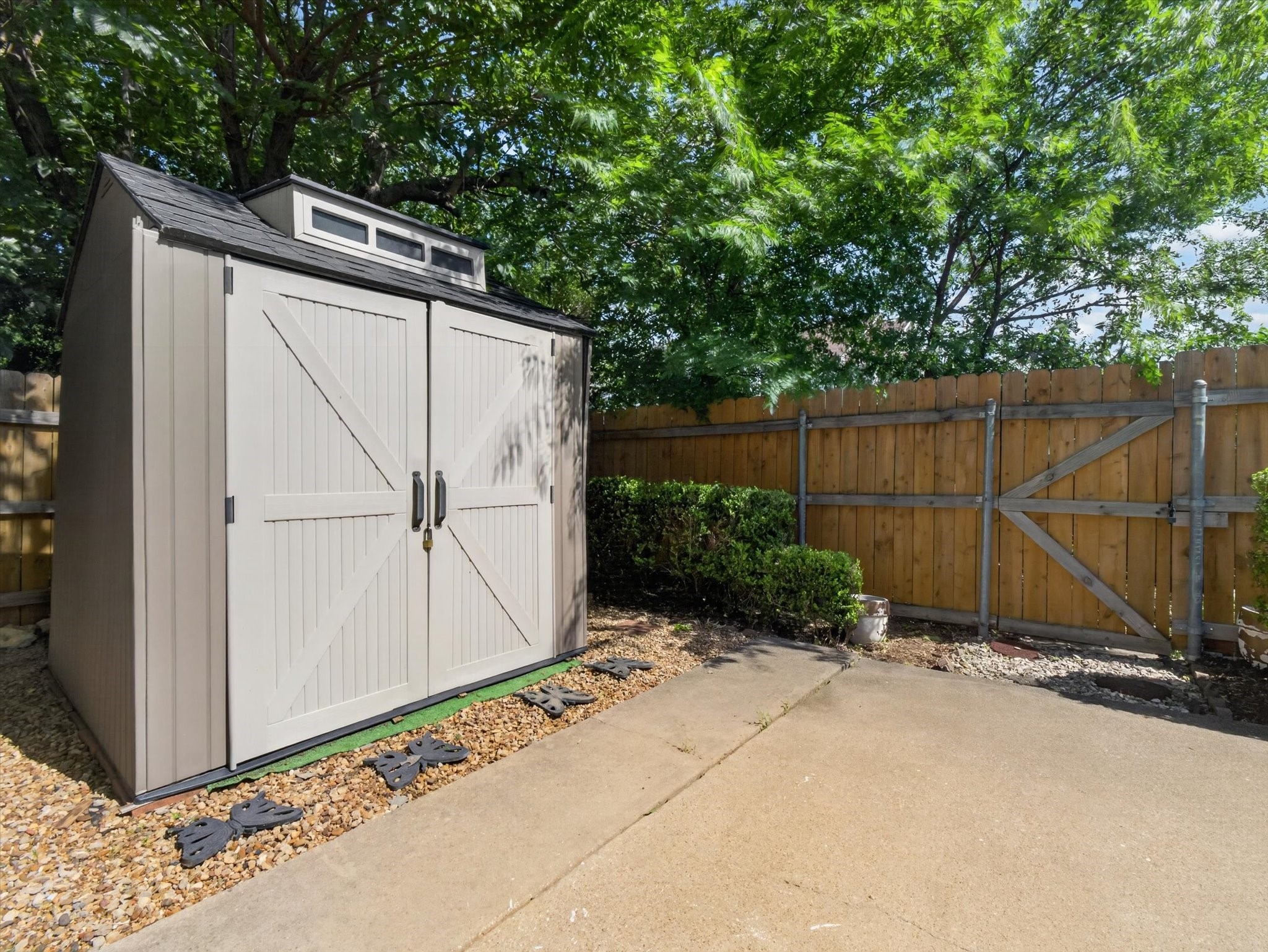 2408 Las Brisas Street Fort Worth TX 76119