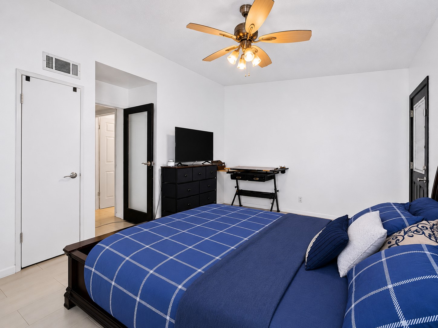 2408 Las Brisas Street Fort Worth TX 76119