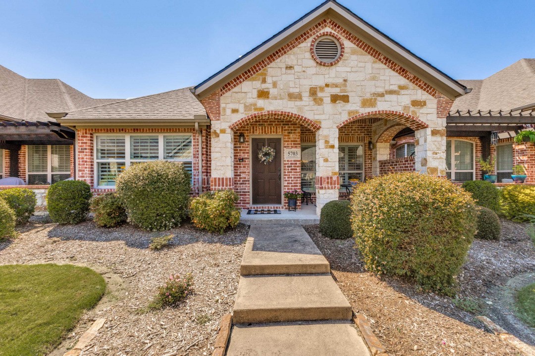 5703 Hummingbird Lane Fairview TX 75069