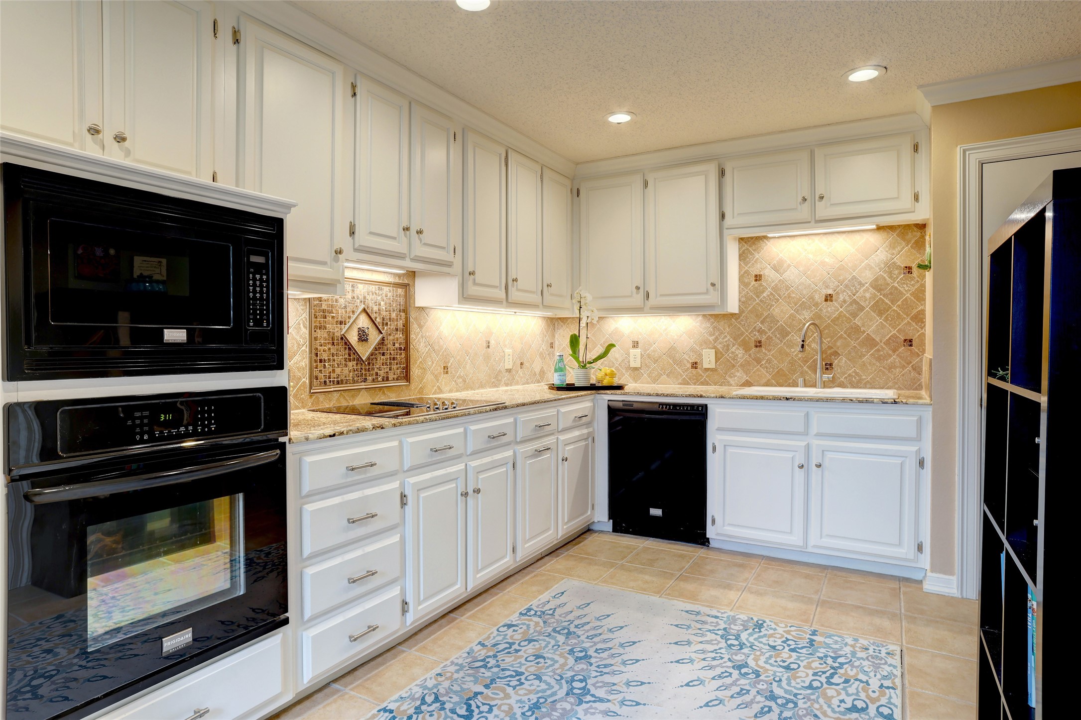 5170 Westgrove Drive Dallas TX 75248